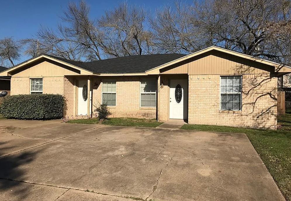 1221 Georgia St, Unit 1221 in College Station, TX - Building Photo