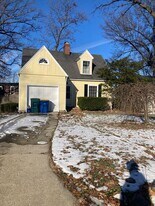 212 W Roosevelt St in Muncie, IN - Building Photo