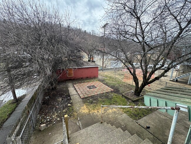 4400 Jacob St, Unit First Floor in Wheeling, WV - Building Photo - Building Photo