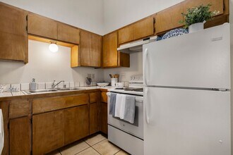 Eastwood Court Apartments in Chico, CA - Building Photo - Interior Photo