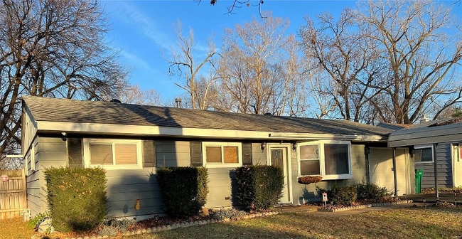 property at 1709 Andrews Dr