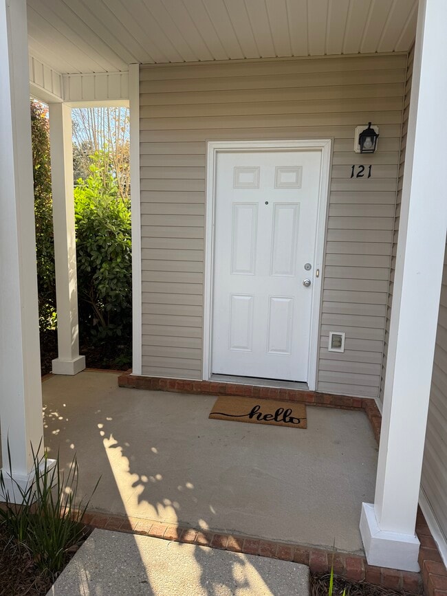 121 Farrah Ave in Niceville, FL - Building Photo - Building Photo