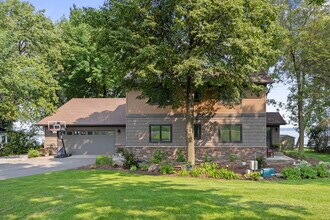 69458-69213 213th St in Darwin, MN - Building Photo - Building Photo