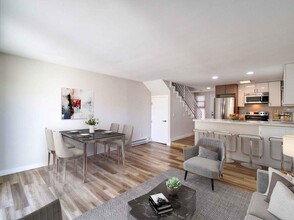 CitiZen Beach Collection on Manhattan in Redondo Beach, CA - Building Photo - Building Photo