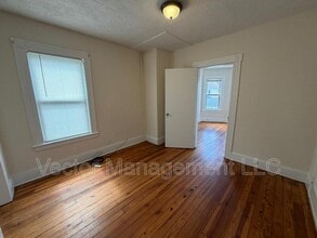 116 Rennell St in Bridgeport, CT - Building Photo - Building Photo