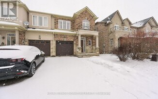 96 Highgate Dr in Hamilton, ON - Building Photo