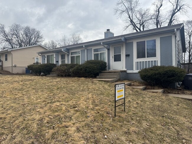 property at 927 Herold Ave