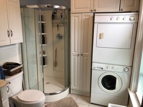 44 Vick Park a, Unit 1 in Rochester, NY - Building Photo - Building Photo
