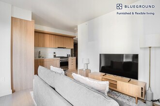 30 Otis St in San Francisco, CA - Foto de edificio - Building Photo