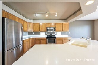 4709 Fenwood Dr in Highlands Ranch, CO - Foto de edificio - Building Photo