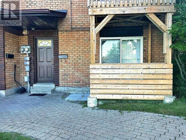 30-30 Loggers Run in Barrie, ON - Building Photo - Building Photo
