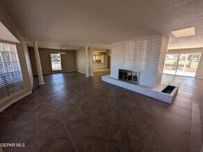 17001 Carson Dr in Horizon City, TX - Building Photo - Building Photo