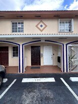 2210 W 74th St in Hialeah, FL - Building Photo