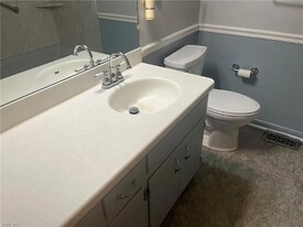 73 73rd St in Newport News, VA - Building Photo