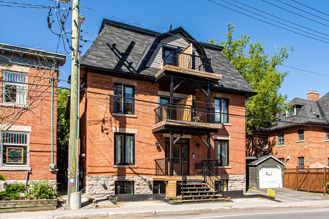 550 O'Connor St in Ottawa, ON - Building Photo