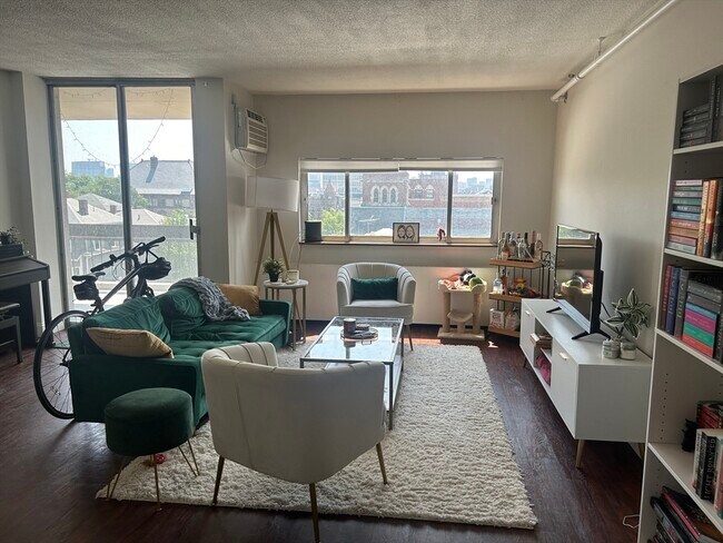 872 Massachusetts Ave, Unit 502 in Cambridge, MA - Building Photo - Building Photo