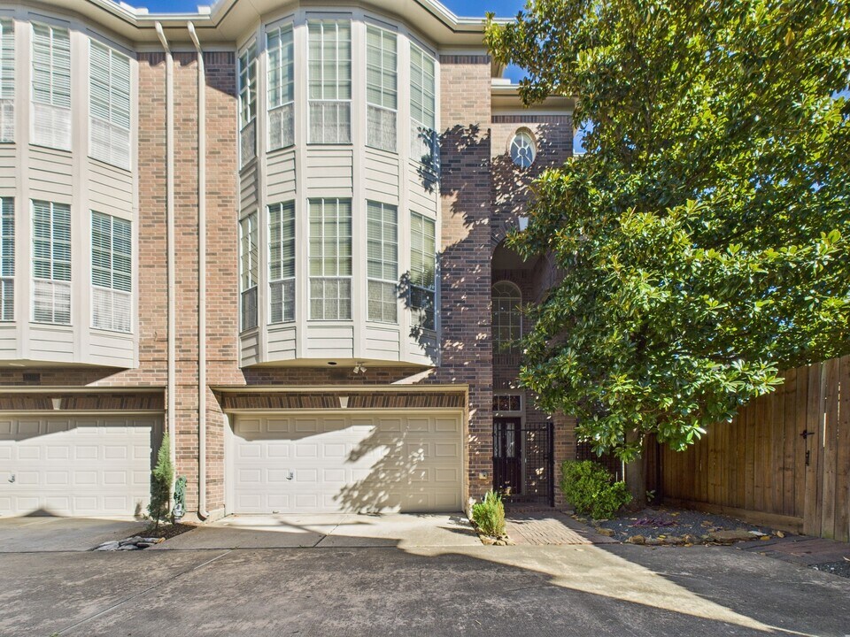 3811 Jack St in Houston, TX - Building Photo