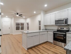 513 Cosmos St in Centerton, AR - Building Photo - Building Photo