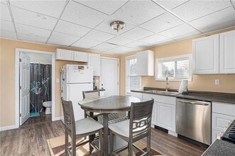 268 Metacom Ave in Warren, RI - Building Photo - Building Photo
