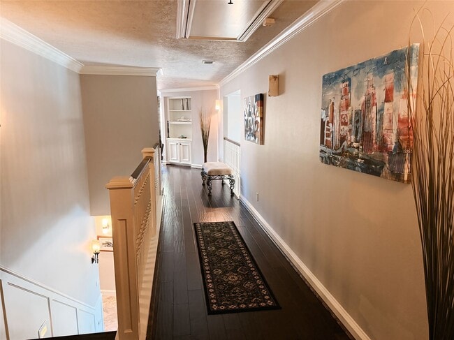 property at 2819 Cedar Woods Pl