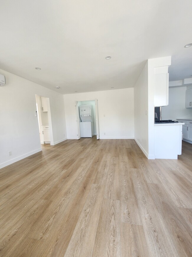 2336 34th St, Unit 1 in Santa Monica, CA - Building Photo - Building Photo