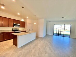 14561 Monrovia Ln in Ft. Myers, FL - Building Photo - Building Photo