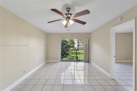 8740 N Sherman Cir in Miramar, FL - Building Photo - Building Photo