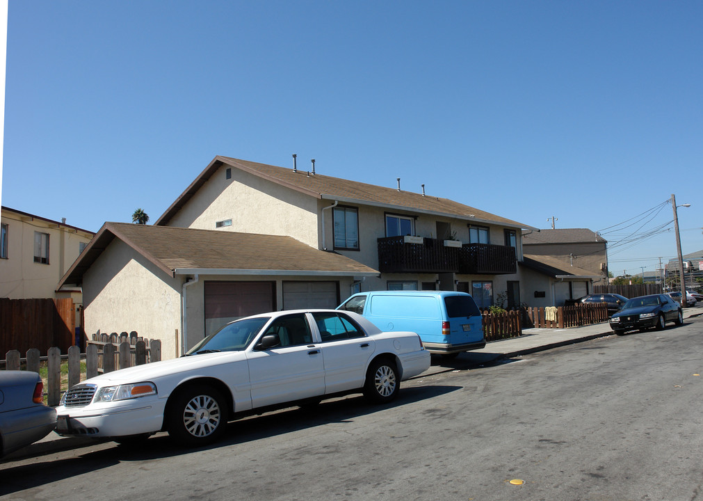 181 Espee in Richmond, CA - Building Photo