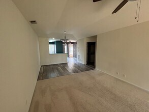 924 Ironwood Dr in Yorktown, VA - Building Photo - Building Photo