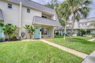 432 Dove Ln in Satellite Beach, FL - Building Photo - Building Photo