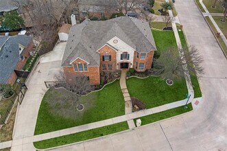 715 Lakeway Dr in Keller, TX - Building Photo - Building Photo