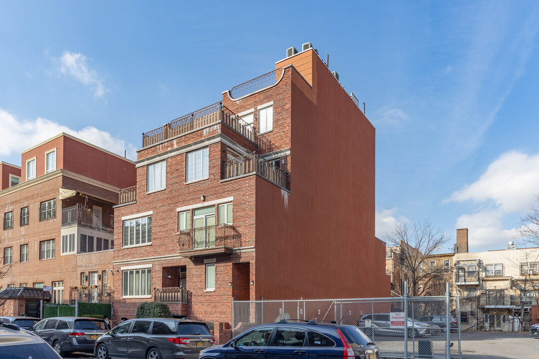 123 Middleton St in Brooklyn, NY - Building Photo