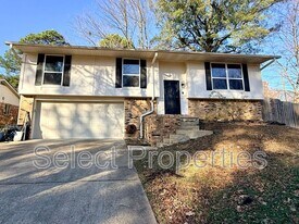 1605 Dupwe Dr in Jonesboro, AR - Building Photo
