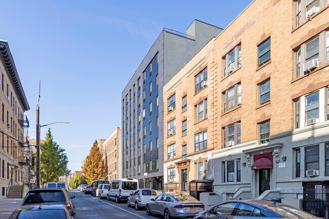 931-935 E 179th St in Bronx, NY - Building Photo - Building Photo