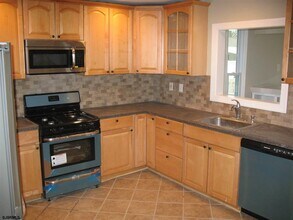 204 Barr Ave in Linwood, NJ - Building Photo - Building Photo