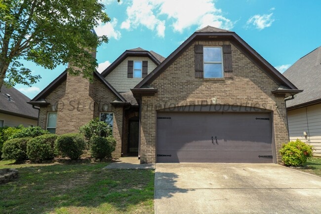 property at 1045 Washington Ct