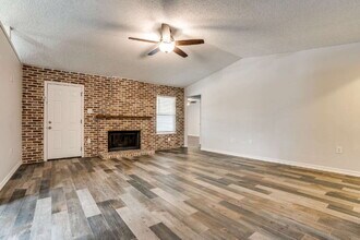 632 Plainview Dr in Mansfield, TX - Building Photo - Building Photo