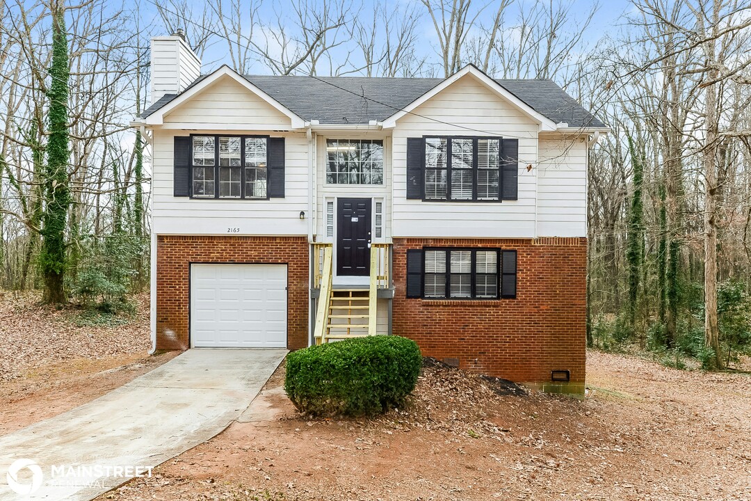 2165 Clanton Terrace in Decatur, GA - Building Photo