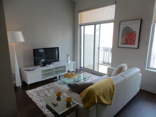 property at 1228 W Madison St