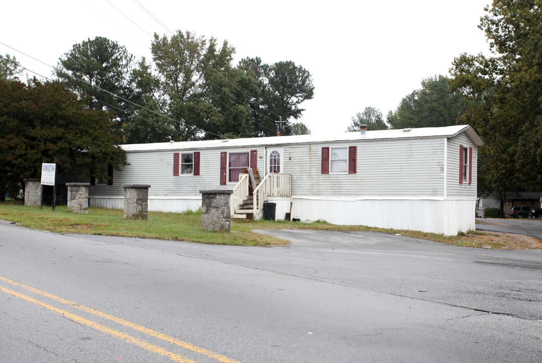 Cornerstone Mobile Home Park in Lithonia, GA - Building Photo