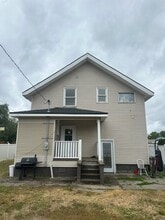4704 N Lacey St in Spokane, WA - Foto de edificio - Building Photo