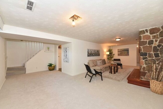 property at 43 Tordale Cres