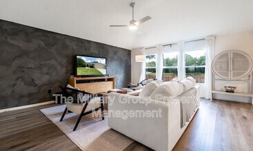 6333 Whitby Ct in Jacksonville, FL - Building Photo - Building Photo