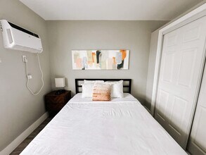 50 Davie Blvd, Unit SI ID1504015P in Fort Lauderdale, FL - Building Photo - Building Photo