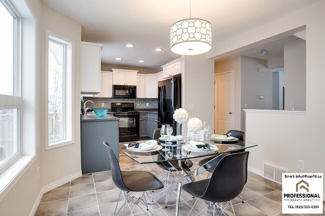 property at 9223 Scott Ln NW