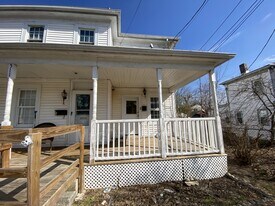 511 Willis St in Fredericksburg, VA - Building Photo