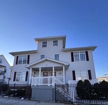 283 Waterview Ave in Bridgeport, CT - Building Photo