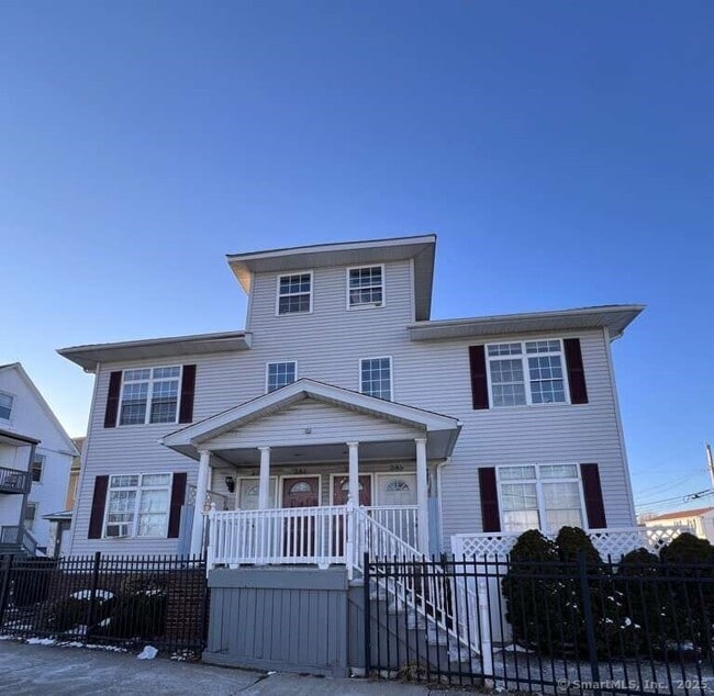 property at 283 Waterview Ave