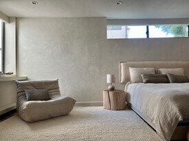 10326 Dunkirk Ave, Unit Dunadu in Los Angeles, CA - Building Photo