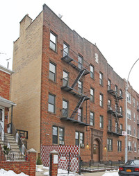 Francesarms in Brooklyn, NY - Foto de edificio - Building Photo